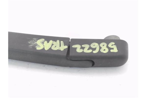 Recambio de brazo limpiaparabrisas trasero para peugeot 308 1.6 confort referencia OEM IAM 8E5945096  