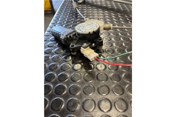 Recambio de elevalunas electrico delantero izquierdo para mitsubishi montero (v20/v40) 2.8 d a las 4 ruedas (v46w, v26w) referen