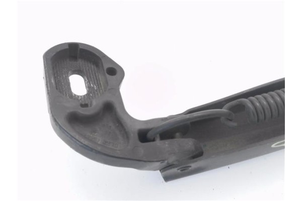 Recambio de brazo limpiaparabrisas delantero derecho para seat leon (1p1) 1.9 tdi referencia OEM IAM 1P0955410A  