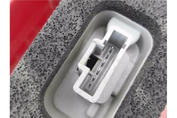 Recambio de piloto trasero izquierdo para peugeot partner tepee 1.6 premium referencia OEM IAM 9680545280 9677205180 