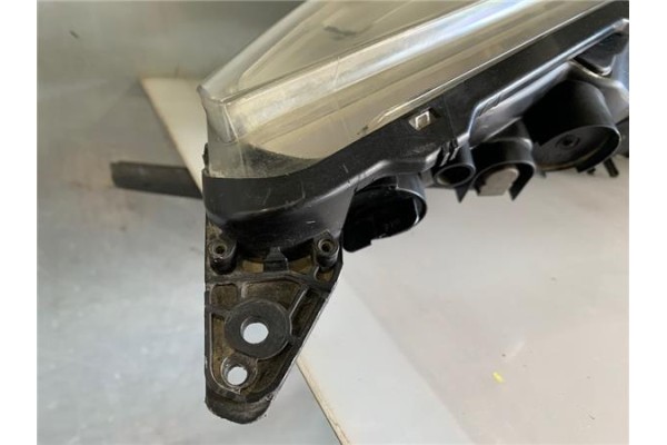 Recambio de faro delantero izquierdo para renault grand scénic iii (jz0/1_) 1.5 dci referencia OEM IAM 260606760R  