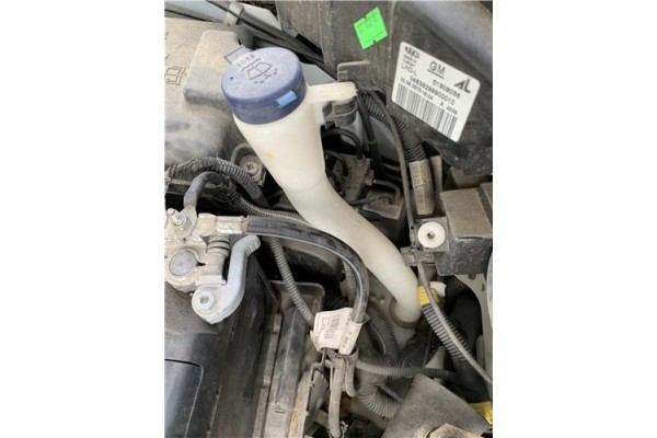 Recambio de deposito limpiaparabrisas para opel combo d 1.3 cargo l1h1 2,2t referencia OEM IAM 95523788  