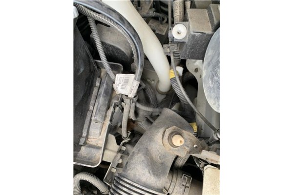 Recambio de deposito limpiaparabrisas para opel combo d 1.3 cargo l1h1 2,2t referencia OEM IAM 95523788  
