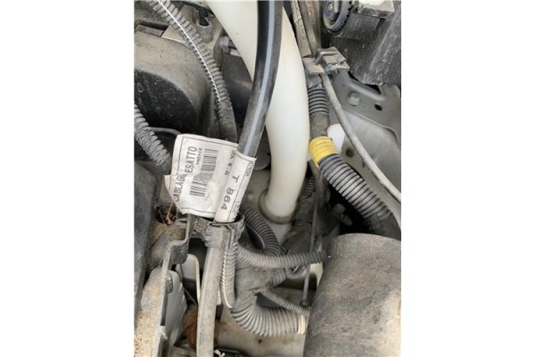 Recambio de deposito limpiaparabrisas para opel combo d 1.3 cargo l1h1 2,2t referencia OEM IAM 95523788  