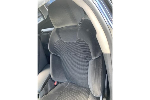 Recambio de juego asientos para citroen c5 tourer 2.0 business class referencia OEM IAM 8846P2 8852T1 