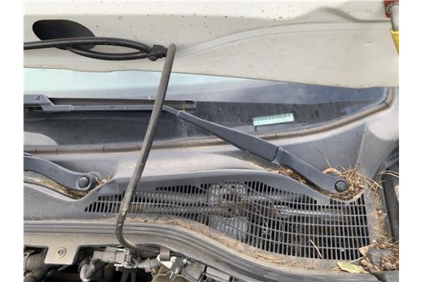 Recambio de brazo limpiaparabrisas delantero izquierdo para opel combo d 1.3 cargo l1h1 2,2t referencia OEM IAM 95513459  