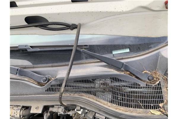 Recambio de brazo limpiaparabrisas delantero izquierdo para opel combo d 1.3 cargo l1h1 2,2t referencia OEM IAM 95513459  