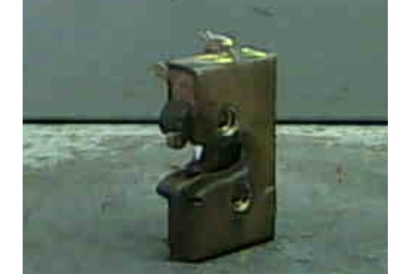 Recambio de cierre electromagnetico delantero derecho para volkswagen golf ii (191/193)(1983 ) 1.8 gti 16v referencia OEM IAM   