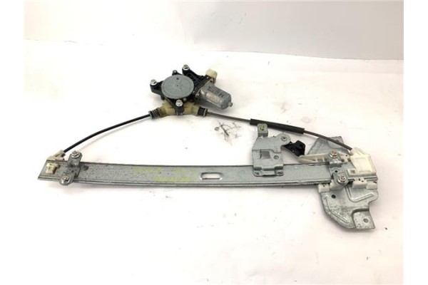 Recambio de mecanismo elevalunas trasero derecho para kia carnival 2.9 crdi referencia OEM IAM 824504D020  