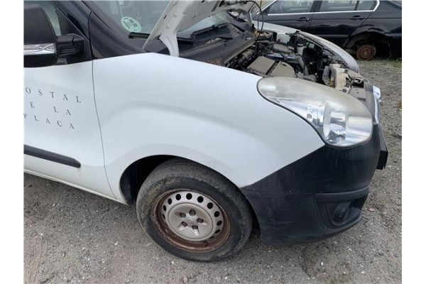 Recambio de aleta delantero derecha para opel combo d 1.3 cargo l1h1 2,2t referencia OEM IAM 95509342  