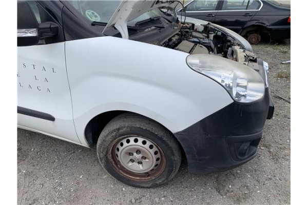 Recambio de aleta delantero derecha para opel combo d 1.3 cargo l1h1 2,2t referencia OEM IAM 95509342  