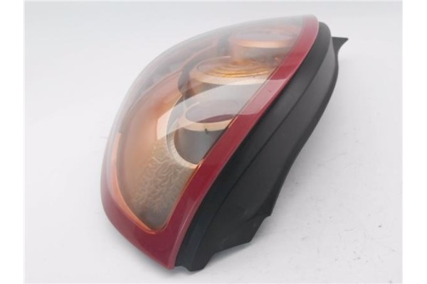 Recambio de piloto trasero derecho para nissan almera ii hatchback (n16) 1.5 referencia OEM IAM 26550BN702  