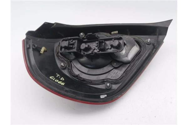 Recambio de piloto trasero derecho para nissan almera ii hatchback (n16) 1.5 referencia OEM IAM 26550BN702  