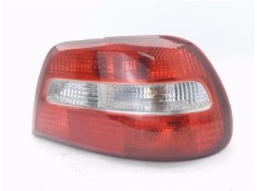 Recambio de piloto trasero derecho para volvo s40 berlina 1.6 referencia OEM IAM E357673  
