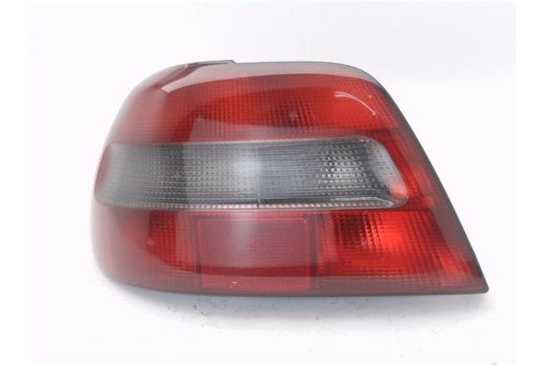 Recambio de piloto trasero izquierdo para volvo s40 berlina 1.6 referencia OEM IAM   