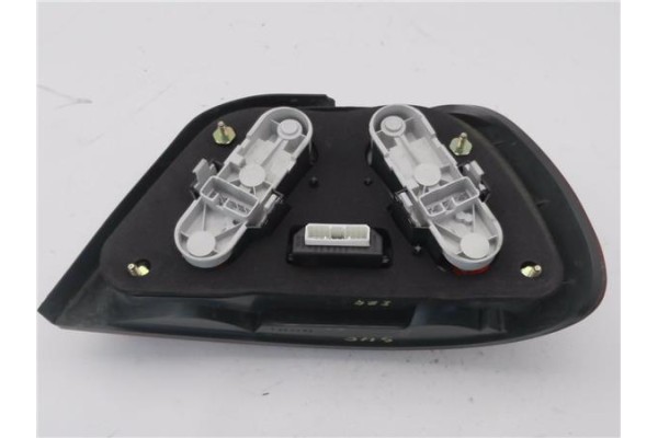 Recambio de piloto trasero izquierdo para volvo s40 berlina 1.6 referencia OEM IAM   