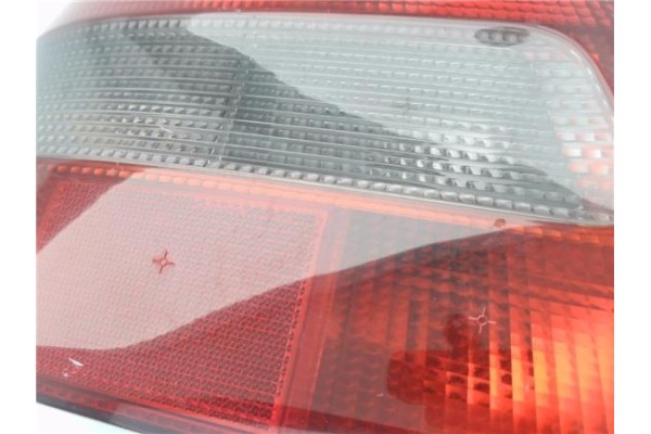 Recambio de piloto trasero izquierdo para volvo s40 berlina 1.6 referencia OEM IAM   