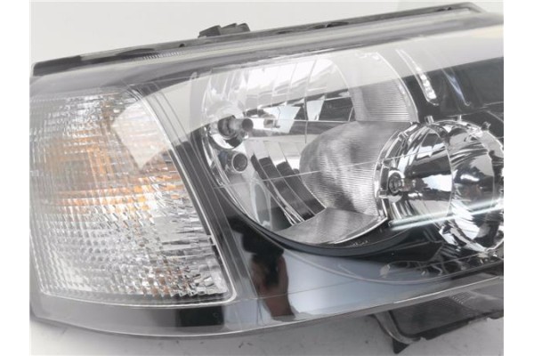 Recambio de faro delantero dcho para land rover freelander (ln) 2.0 hse familiar referencia OEM IAM 10016446  