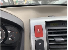 Recambio de interruptor luces emergencia para hyundai tucson (jm) 2.0 referencia OEM IAM 937902E000CA  
