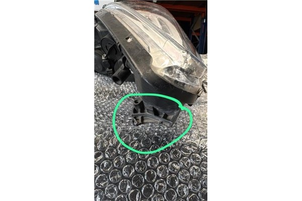 Recambio de faro delantero dcho para renault grand scénic iii (jz0/1_) 1.5 dci referencia OEM IAM 260108453R 89908593 