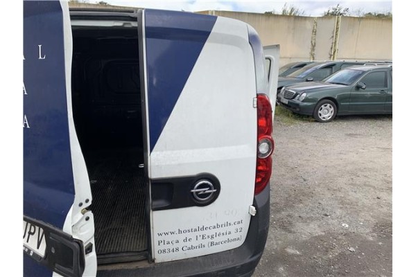 Recambio de puerta trasero derecha carga cerrada para opel combo d 1.3 cargo l1h1 2,2t referencia OEM IAM 95509395 95519553 