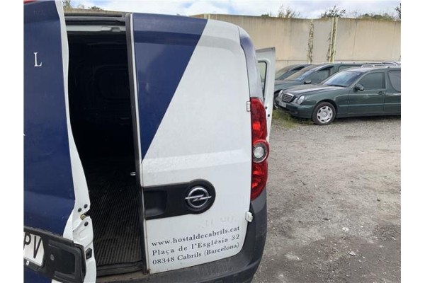 Recambio de puerta trasero derecha carga cerrada para opel combo d 1.3 cargo l1h1 2,2t referencia OEM IAM 95509395 95519553 