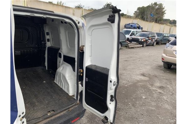 Recambio de puerta trasero derecha carga cerrada para opel combo d 1.3 cargo l1h1 2,2t referencia OEM IAM 95509395 95519553 