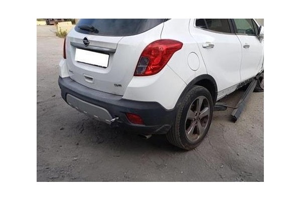 Recambio de paragolpes trasero para opel mokka 1.7 excellence referencia OEM IAM 95365616  