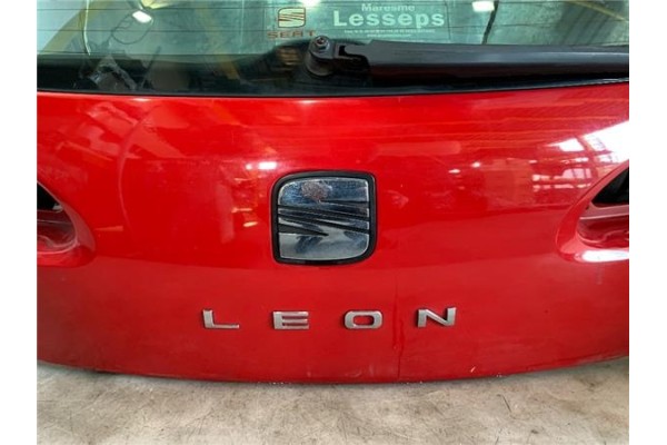 Recambio de porton trasero para seat leon (1p1) 1.6 referencia OEM IAM 1P0827024  