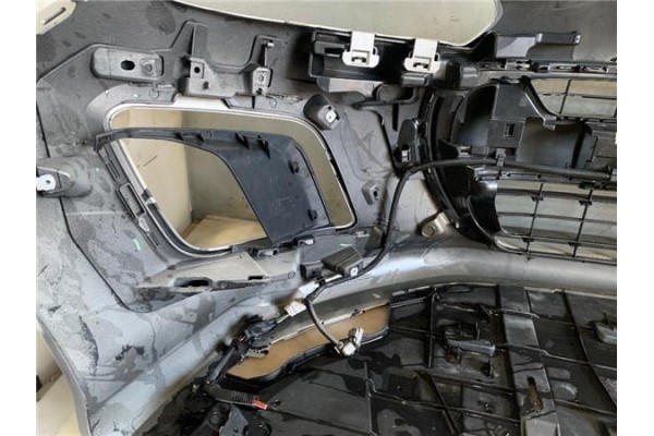 Recambio de paragolpes delantero para peugeot 308 sw 1.6 hdi referencia OEM IAM   