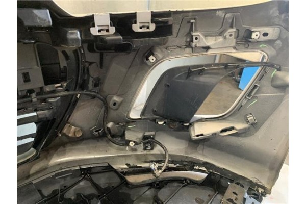 Recambio de paragolpes delantero para peugeot 308 sw 1.6 hdi referencia OEM IAM   