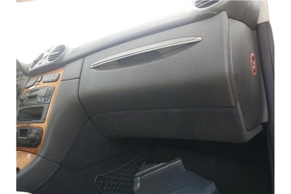 Recambio de guantera salpicadero para mercedes-benz clk (bm 209) coupe 1.8 200 compressor (209.342) referencia OEM IAM   