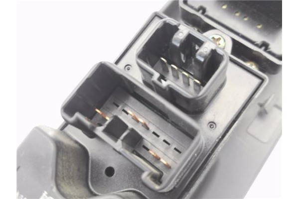 Recambio de mando elevalunas delantero izquierdo para mazda 323 f/s berlina (bj) 1.4 s exclusive referencia OEM IAM BC1D66350 BJ