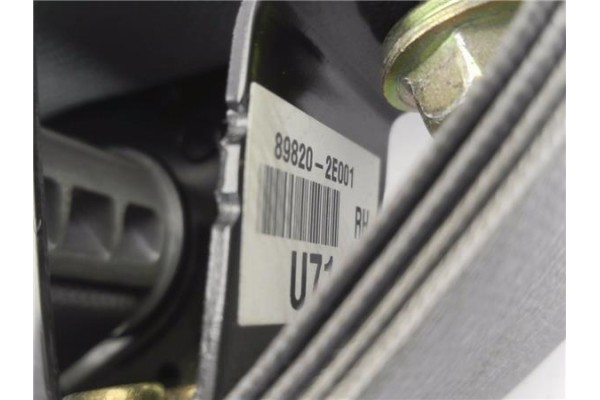 Recambio de cinturon seguridad trasero derecho para hyundai tucson (jm) 2.0 crdi referencia OEM IAM 898202E001  