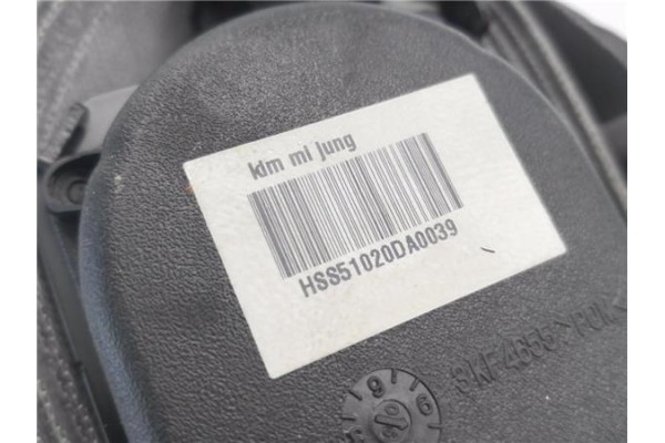 Recambio de cinturon seguridad trasero derecho para hyundai tucson (jm) 2.0 crdi referencia OEM IAM 898202E001  