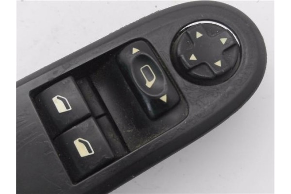 Recambio de mando elevalunas delantero izquierdo para peugeot 308 1.6 gt referencia OEM IAM 96565186XT  