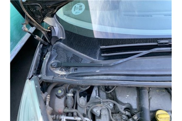 Recambio de torpedo para renault grand scénic iii (jz0/1_) 1.5 dci referencia OEM IAM 668110005R 668630009R 