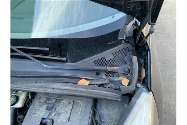 Recambio de torpedo para renault grand scénic iii (jz0/1_) 1.5 dci referencia OEM IAM 668110005R 668630009R 