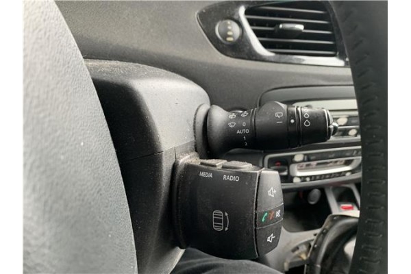 Recambio de mando intermitencia para renault grand scénic iii (jz0/1_) 1.5 dci referencia OEM IAM 255670019R  