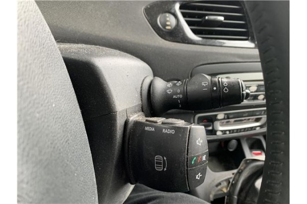 Recambio de mando intermitencia para renault grand scénic iii (jz0/1_) 1.5 dci referencia OEM IAM 255670019R  