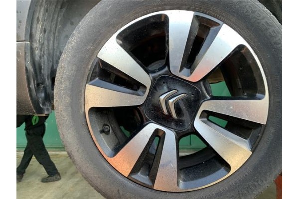 Recambio de llanta para citroen c3 1.2 feel referencia OEM IAM 98130750XY  
