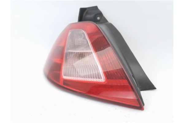 Recambio de piloto trasero izquierdo para renault megane ii (bm0/1_, cm0/1_) 2.0 16v (bm0u, cm0u) referencia OEM IAM 8200413214 