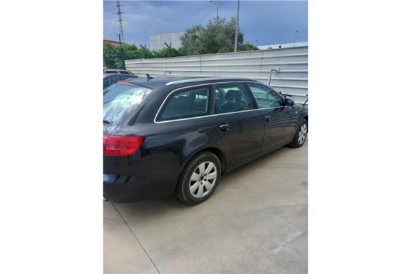 AUDI A6 AVANT (4F5)