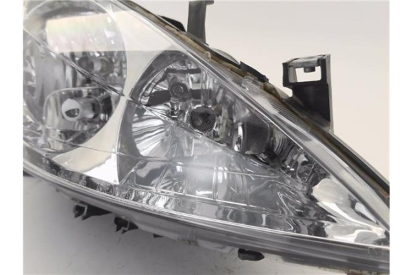 Recambio de faro delantero dcho para peugeot 307 (s1) 1.6 xt referencia OEM IAM 5501135RLHD 5501128RLHD 