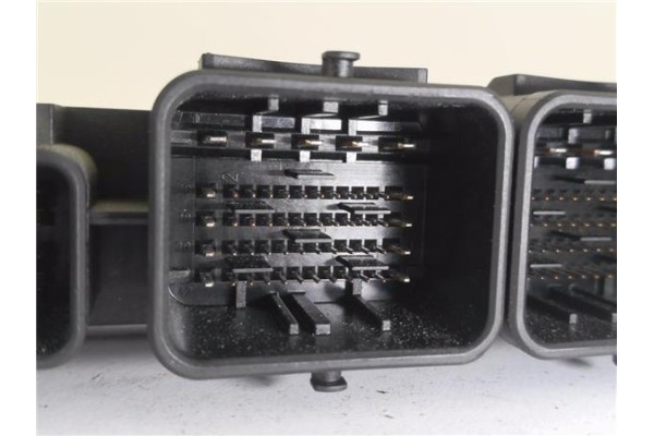 Recambio de centralita para peugeot 308 1.6 gt referencia OEM IAM 9664738680 261201505 