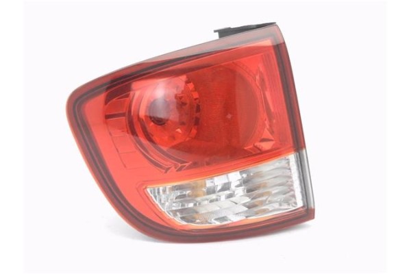 Recambio de piloto trasero izquierdo para ssangyong kyron 2.0 200 xdi referencia OEM IAM 8360309150 8360109 