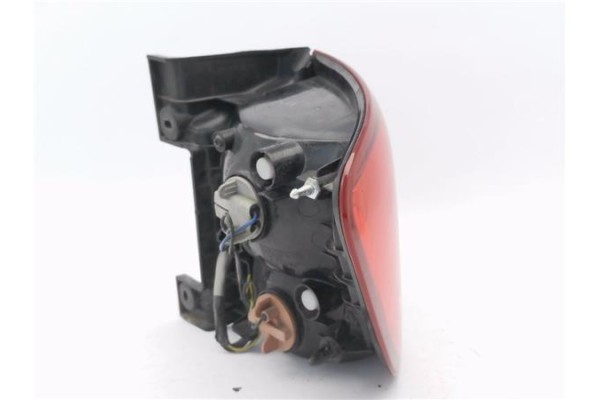 Recambio de piloto trasero izquierdo para ssangyong kyron 2.0 200 xdi referencia OEM IAM 8360309150 8360109 