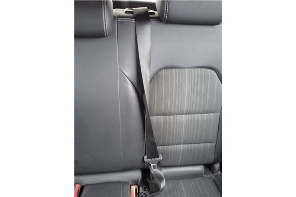 Recambio de juego asientos para mercedes-benz clase b (bm 246) 1.8 b 200 cdi (246.201) referencia OEM IAM A2469107201 A246920150