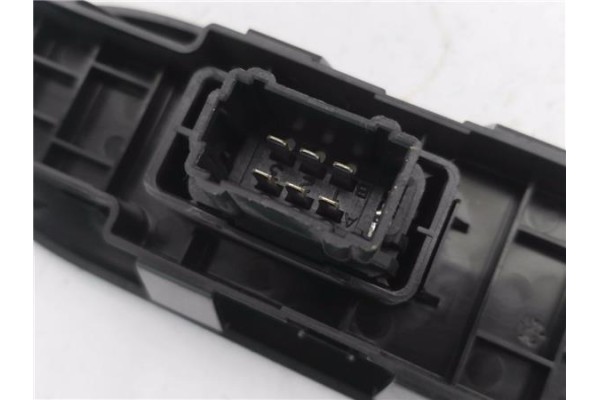 Recambio de mando elevalunas delantero derecho para peugeot 207 sw 1.6 hdi referencia OEM IAM 6554QK  