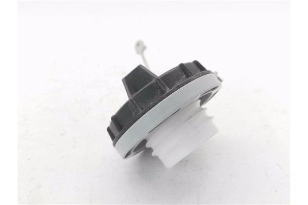 Recambio de tapon combustible para kia picanto (ja) 1.0 gdi drive 5mt referencia OEM IAM 3101038600  